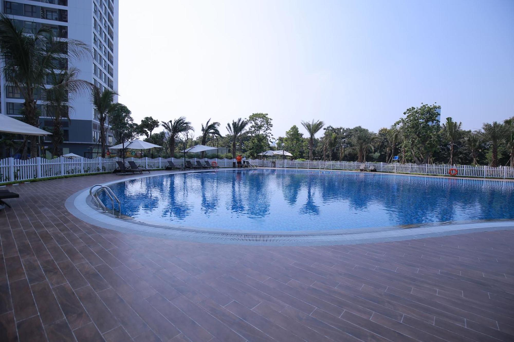Rosee House -Luxury Apartment In Vinhomes Greenbay Hanoi Exterior foto